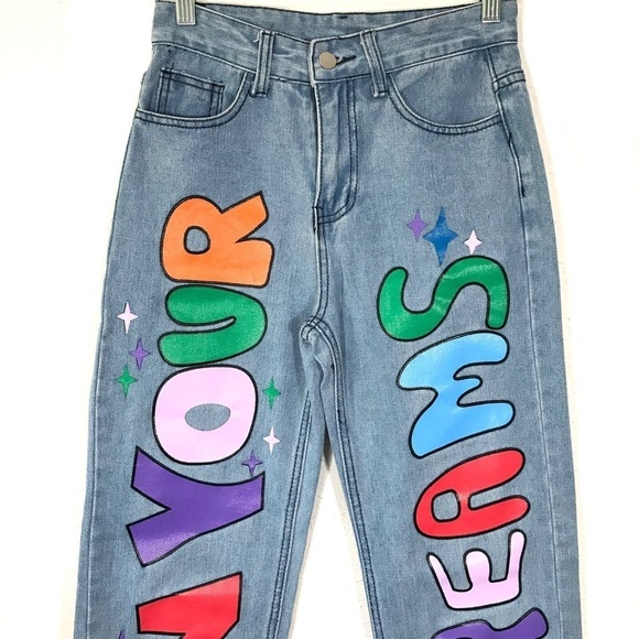 “In Your Dreams” Graffiti “Painted” High Waist Mom Jeans Size Small - Picture 3 of 8